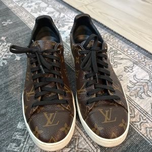 Louis Vuitton monogram sneaker
